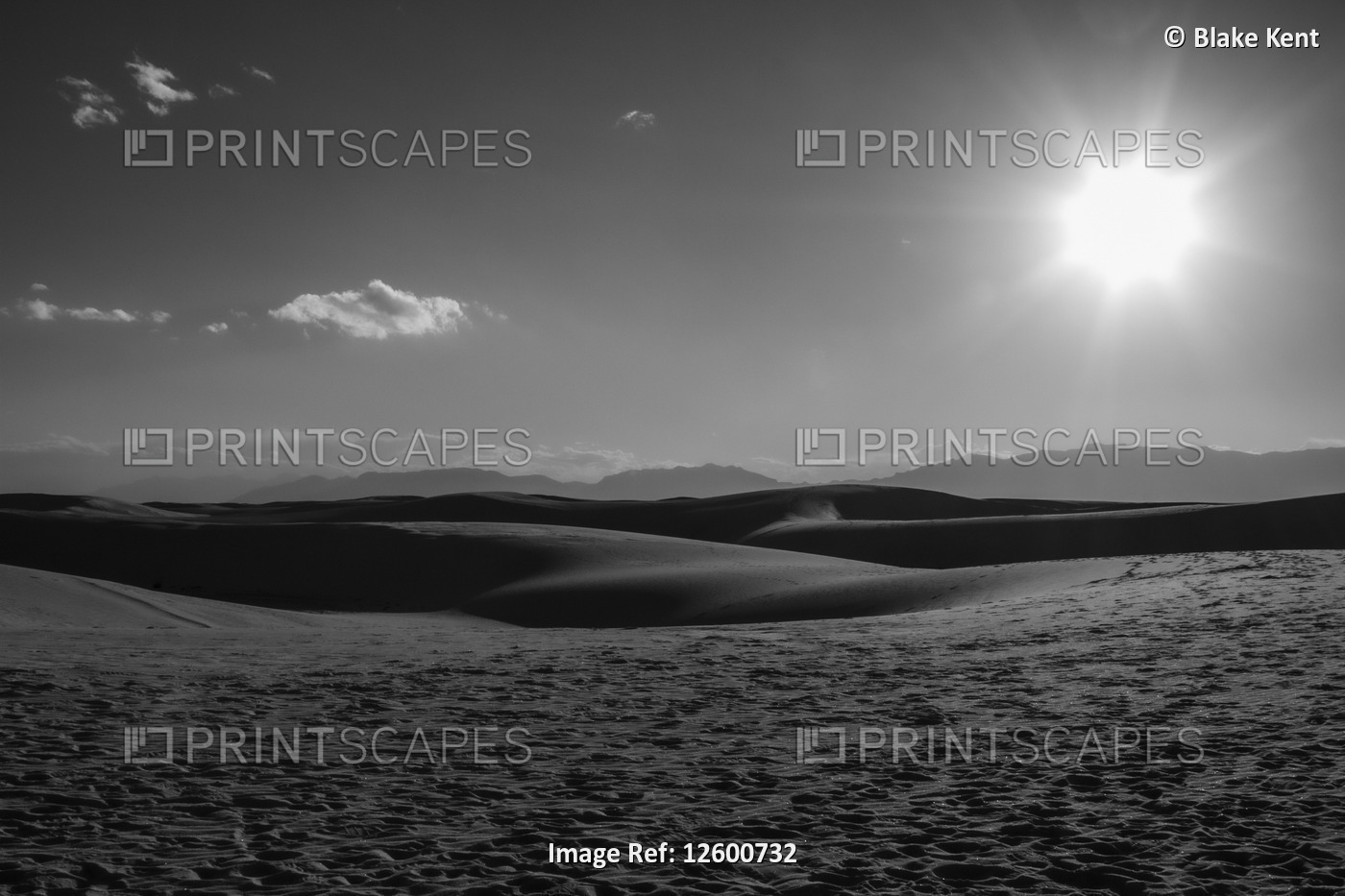 Sun overhead the gypsum dunes of White Sands National Monument; Alamogordo, New ...